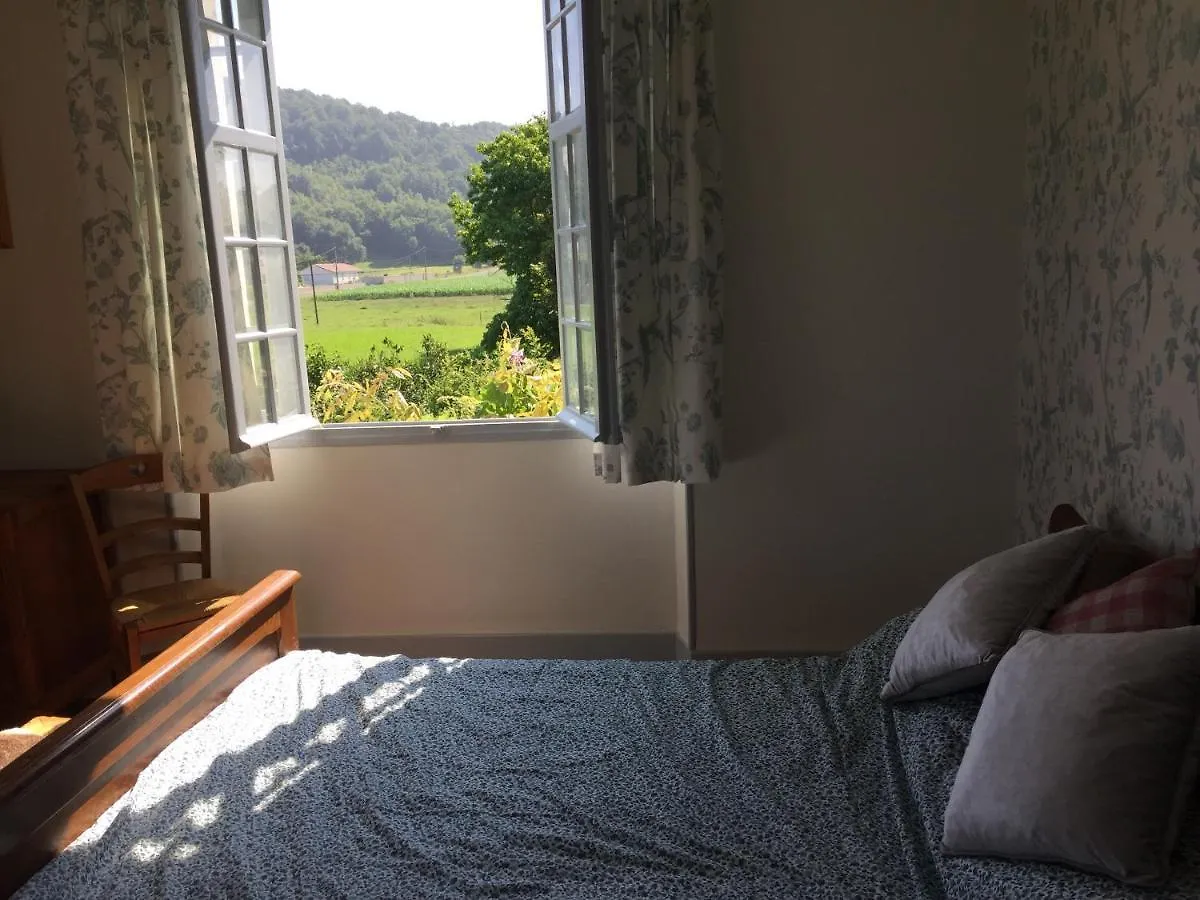 Saint Sever Des Pyrenees Bed & Breakfast